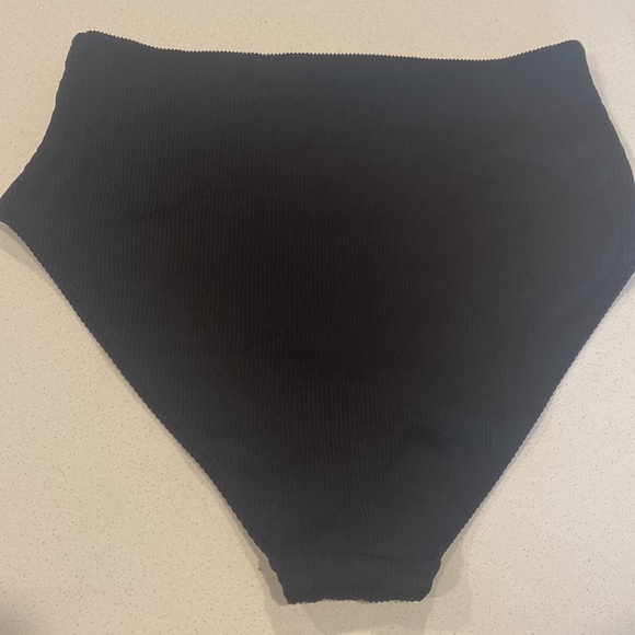 Black Ribbed mid rise bikini bottom - Picture 2 of 3
